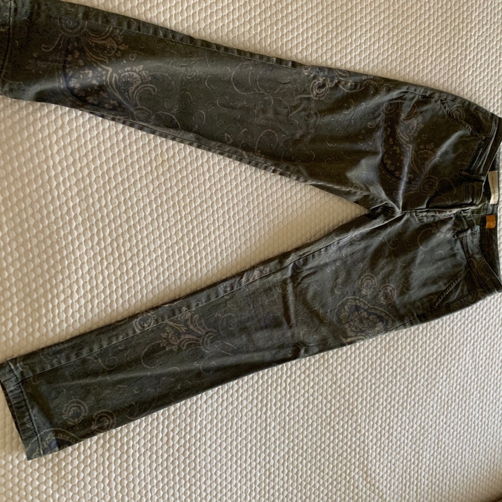 Pilcro Anthropologie straight leg paisley trouser